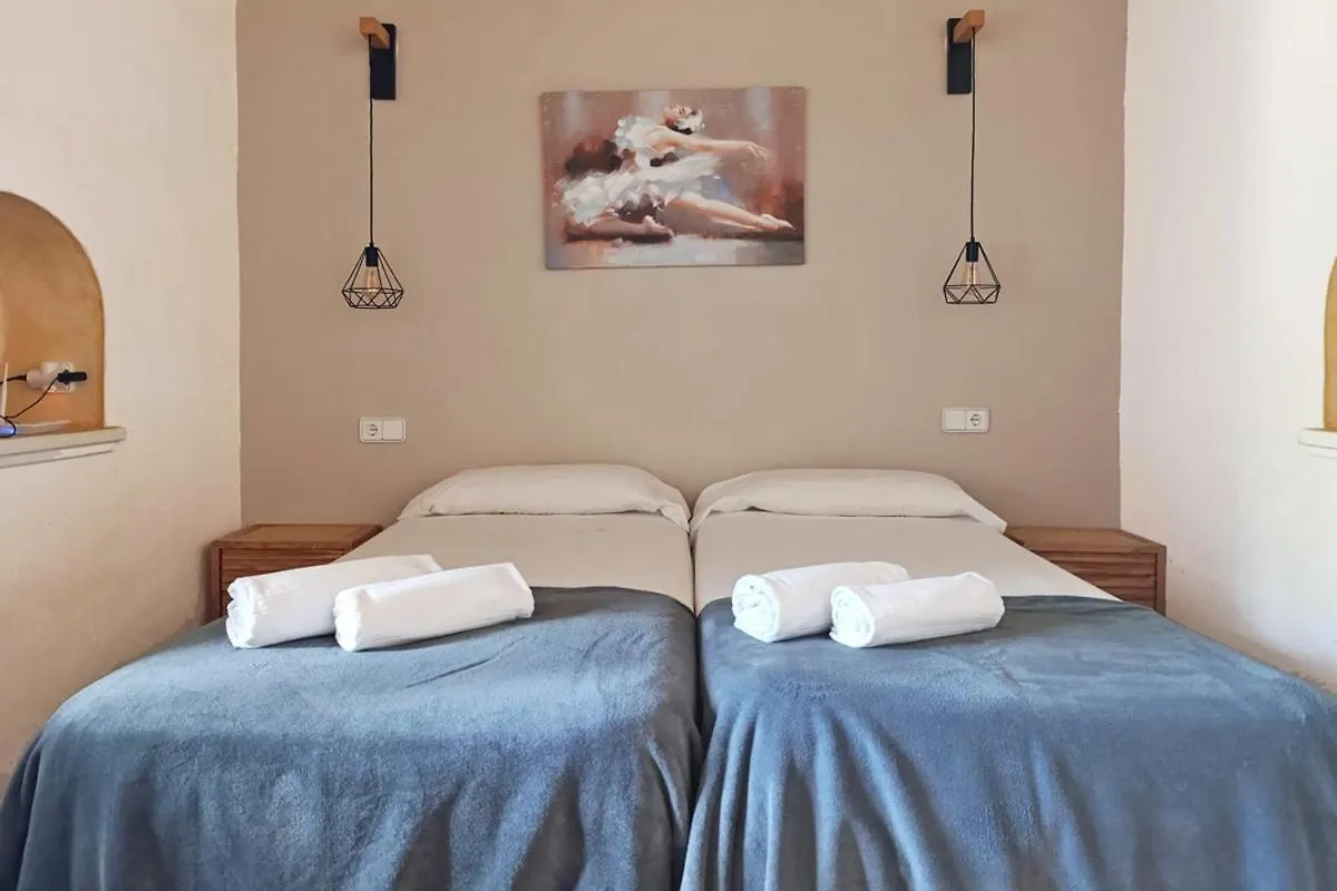 Villa Maison Calme Wifi, Aircon, Private Pool Santa Agnes de Corona Espagne